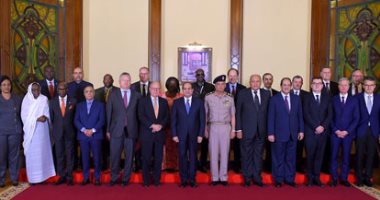 السيسي يؤكد أهمية تعزيز التكاتف الدولى لمواجهة المخاطر الأمنية.. الرئيس لكبار المشاركين بميونخ للأمن: سياستنا الحفاظ على الدولة الوطنية من التفكك ودعم المؤسسات والجيوش النظامية.. ونبذل جهودا كبيرة لضبط حدودنا