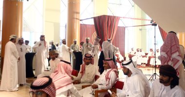 الشاعرة حمدة المر تحصل على البطاقة الذهبية بمسابقة شاعر المليون