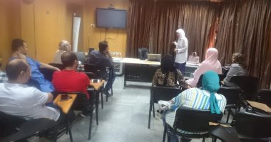 تدريب أطباء الجراحة بمستشفي التأمين الصحى على مكافحة العدوى ببني سويف
