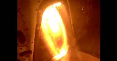 SpaceX تجرى اختبارا ناجحا لمحرك المركبة المخصصة لنقل الرواد للفضاء
