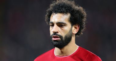 فيديو.. نجم توتنهام ينتظر محمد صلاح من أجل الحصول على قميصه