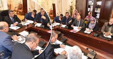 "خطة البرلمان" تطالب بمحاكمة المسئولين عن توقف مشروعات الصرف الصحى: إهدار للمال العام.. والقومية لمياه الشرب: سحب 64 مشروعا من إحدى الشركات بسبب التأخر وعدم الجدية.. وتؤكد: انتهينا من 1065 مشروعا فى 5 سنوات