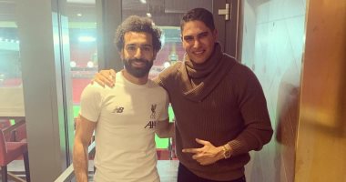 أبوهشيمة من قلب الأنفيلد : شكرا مو صلاح على الدعوة ومبروك الأرقام القياسية