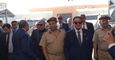وفد برلمانى لحقوق الإنسان يصل منطقة سجون المنيا 