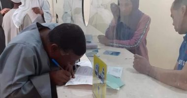 صور.. بدء تشغيل السجل المدنى بأصفون رسمياً بالجهود الذاتية لأهالى مدينة إسنا
