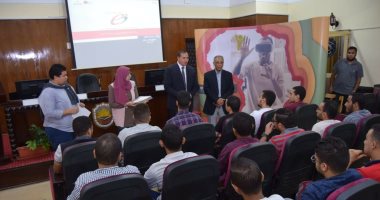 جامعة سوهاج تكرم 160 طالب لاجتيازهم تدريبات معسكر الإبداع وريادة الأعمال 