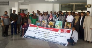 صور.. مدير شباب الأقصر يعقد لقاء تنسيقيا لبرلمان المدارس والمعاهد الأزهرية
