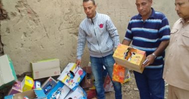 ضبط عصائر وحلوى مجهولة المصدر مع باعه جائلين أمام مدارس الفشن