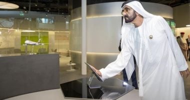 محمد بن راشد يفتتح أربعة مختبرات مستقبلية في منطقة 2071