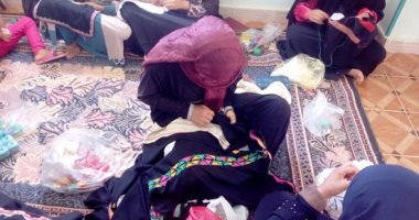 ثوب الواحات.. تراث الأجداد يطوره الأبناء 