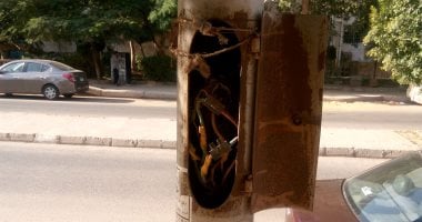 قارئ يشكو من وجود كابل كهرباء مكشوف بالحى الثالث بأكتوبر
