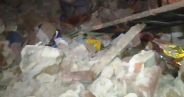 صور.. انهيار جزئى بمنزل مكون من 3 طوابق بشبرا الخيمة
