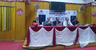 "أنت أقوى من المخدرات" ندوة بكلية الآداب بالفيوم