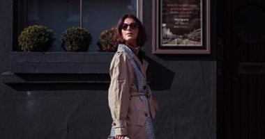 معطف المطر الأكثر مبيعًا فى بريطانيا.. كاروه وبـ 75 استرلينى.. صور
