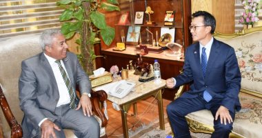 محافظ أسوان يستقبل سفير كوريا الجنوبية