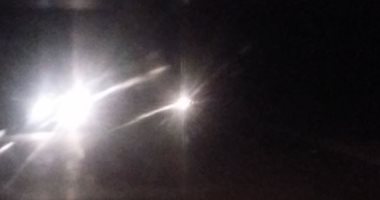 فيديو..اضبط مخالفة.. الظلام يخيم على الصحراوى بأسوان "صور"