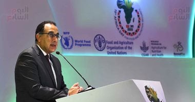 رئيس الوزراء فى اليوم الأفريقى العاشر للأمن الغذائى: القارة تُواجِهُ تحدياتٍ كبيرة لما تُعانيه من فَجْوة غِذَائية كبيرة بين الإنتاج والاحتياجات الاستهلاكية.. ويؤكد دعم التبادل التجاري بين الدول