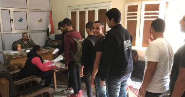 صور .. إقبال من الطلاب على الترشح لإنتخابات الاتحادات الطلابية بجامعة بنها