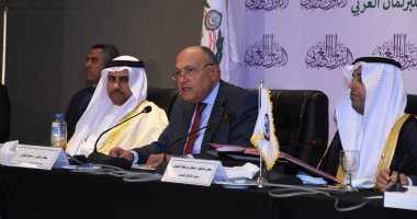وزير الخارجية يستعرض قضية الأمن المائى بسد النهضة أمام البرلمان العربى