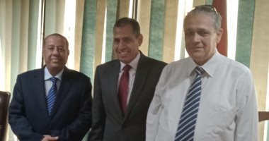 صيادلة القاهرة: تعليمات بعدم المطالبة بضرائب على المكملات والمستلزمات