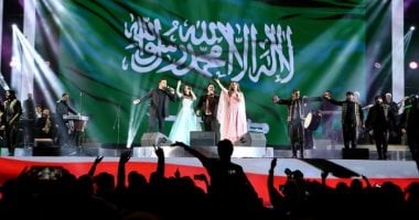 صور.. نجوى كرم وديانا حداد تتألقان فى موسم الرياض تحت شعار "ليلة بيروت"