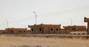 تسليم عقود 70 وحدة سكنية بمركز الحسنة بوسط سيناء 