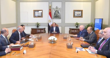 السيسى يجتمع برئيس مجلس إدارة شركة PRL الأمريكية للسكك الحديدية