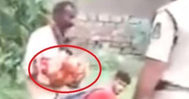 شرطة الهند تلقى القبض على "جد" يدفن حفيدته الرضيعه حية بسبب الفقر