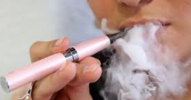 دراسة تؤكد: السجائر الإلكترونية تسبب أضرارًا طويلة المدى على قلوب المراهقين