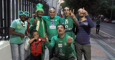 صور.. توافد جمهور الاتحاد إلى ملعب الإسكندرية استعدادا لمباراة المحرق البحرينى