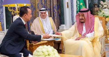 خادم الحرمين الشريفين يتسلم رسالة من دولة رئيس وزراء ماليزيا