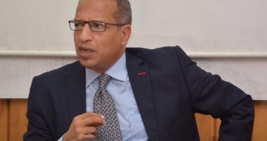 رئيس جامعة الأقصر يعقد الإجتماع الأول لمجلس مركز تنمية قدرات أعضاء هيئة التدريس