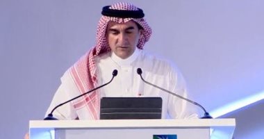 أرامكو السعودية تعلن تفاصيل الاكتتاب العام فى مؤتمر صحفى.. ياسر الرميان: توزيع أرباح على المساهمين لا تقل عن 75 مليار دولار سنويا حتى 2024.. ويؤكد: تراجع أسعار النفط دليل على نجاح استعادة الإنتاج المفقود