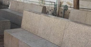 مجلس الوزراء يستجيب لشكوى وجود زيت على مقاعد استراحة مستشفى القصر العينى 