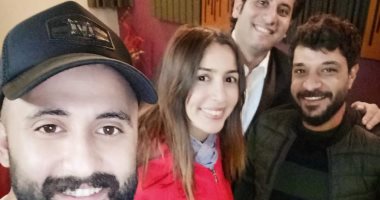 شاهد.. جنات أثناء تسجيل أغنيتها الجديدة بتوقيع عبد الحميد الحباك وأسامة سامى