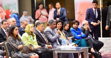 رضوى حسن أول مذيعة كفيفة تقدم احتفالية إطلاق صندوق دعم ذوى الإعاقة