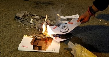 حرق صور الملك فليب فى مظاهرات الانفصاليين بإقليم كتالونيا فى برشلونة