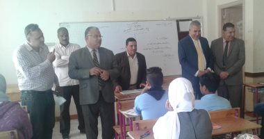 صور.. مدير  تعليم الإسماعيلية يتفقد إدارة أبوصوير التعليمية ومدرسة ثانوى