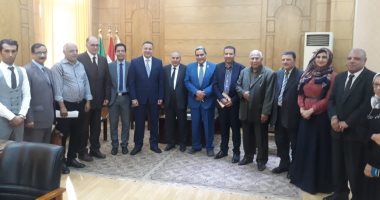 رئيس جامعة بنها: خطة لنشر مجلات الجامعة العلمية ببنك المعرفة المصرى