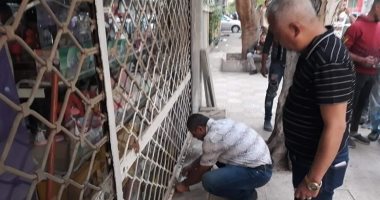 حملات لرفع الإشغالات بالدقى والعجوزة وتطوير شوارع بالعمرانية.. صور