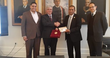 صور.. وفد جامعة أسوان يزور "بورتو" لبحث سبل التعاون العلمى