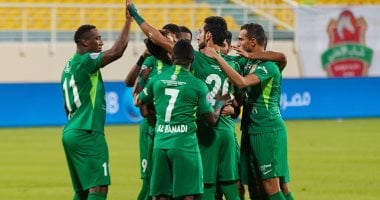 شباب الأهلى يتصدر الدوري الإماراتى مؤقتا بهدف فى الظفرة.. فيديو