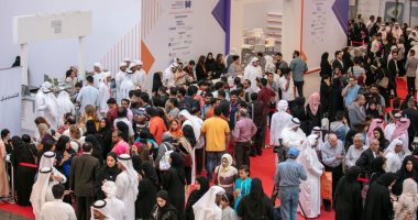 معرض الشارقة الدولى للكتاب يدخل جينيس بأكبر حفل توقيع فى العالم