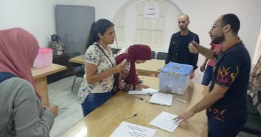 صور.. 15 كلية تخوض جولة الإعادة فى انتخابات الاتحادات الطلابية بجامعة حلوان