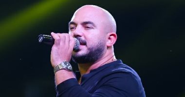صور.. العسيلى يتألق فى حفلاً غنائيًا بالإسكندرية