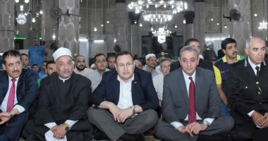 محافظ الإسكندرية يشهد احتفالية المولد النبوي الشريف بمسجد المرسى أبو العباس 