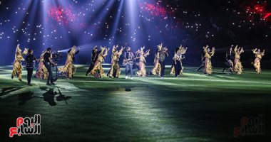 مشاهد فى اليوم الأول لبطولة أمم أفريقيا تحت 23عاما.. افتتاح مبهر وحضور جماهيرى وتشجيع رائع.. مصر تقتنص أول 3نقاط فى رحلة الصعود للأولمبياد.. اتحاد جمهور الأهلى والزمالك فى حب الوطن.. ودموع طاهر وناصرماهر الأبرز