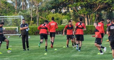 صور.. جمل تكتيكية ومعالجة الأخطاء فى تدريبات المنتخب الأول