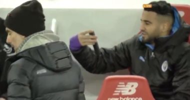 ليفربول ضد مان سيتي.. محرز يشكك فى صحة هدف محمد صلاح من مقاعد البدلاء