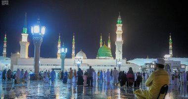 صور.. أمطار غزيرة تضرب المدينة المنورة وعدد من محافظات السعودية